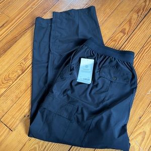 Athleta Black Vienna Cargo Pant NWT SIZE 20